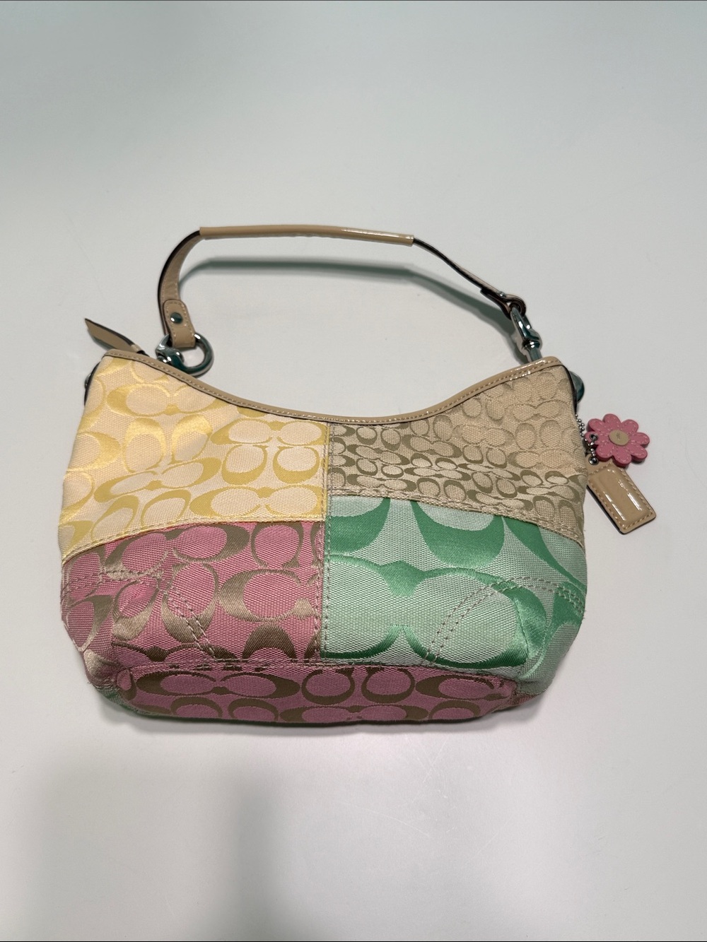 Coach Patchwork Signature Small Hobo in Pastel Multicolor - Picture 3 of 8